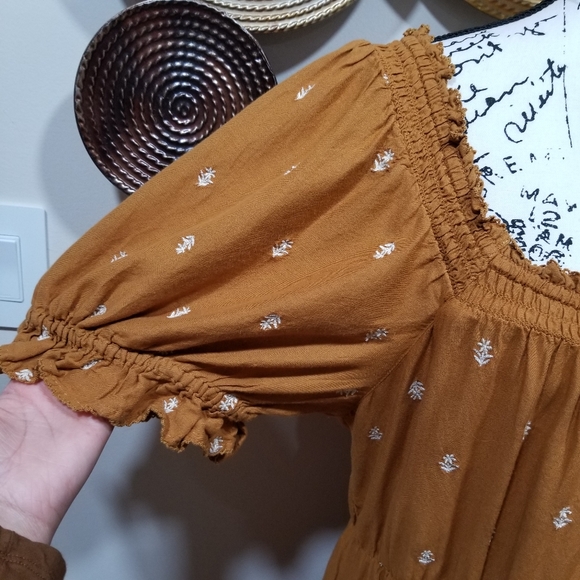 OLD NAVY Boho Off Shoulder Dress Color Ocher SIZE L TALL. - Picture 4 of 17